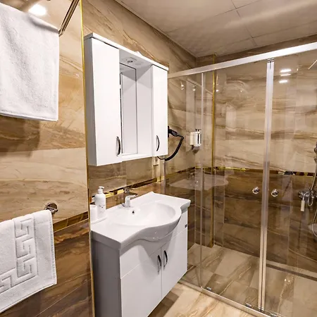 Quinnova Provincia di Istanbul