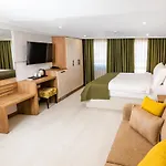 Quinnova 4*