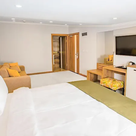 Quinnova Hotel Istanboel