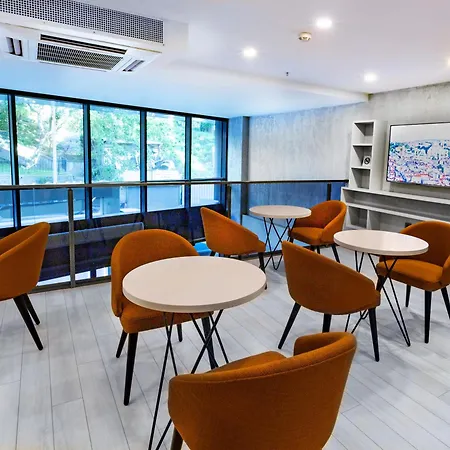 Quinnova Hotel Istanboel