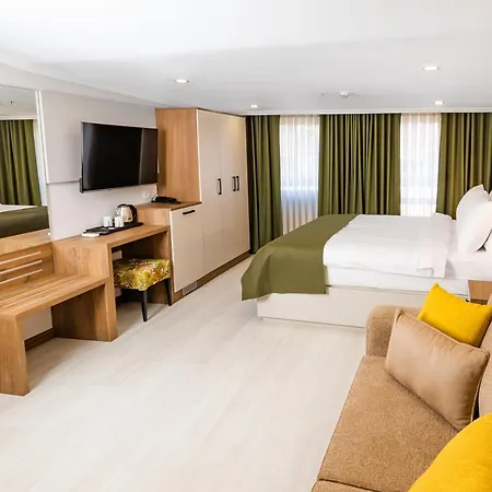 Hotel Quinnova 4*